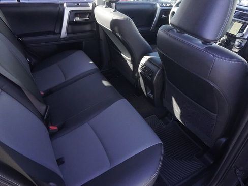 Used 2021 Toyota 4Runner SR5 Premium image 26