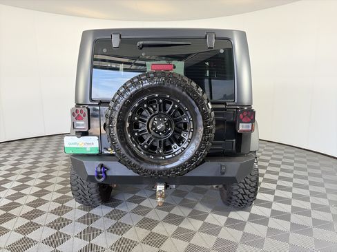 Used 2015 Jeep Wrangler Sport w/ Quick Order Package 24S AWD/4WD image 7