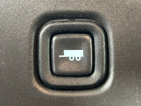 Used 2024 GMC Savana 2500 w/ Driver Convenience Package RWD image 19