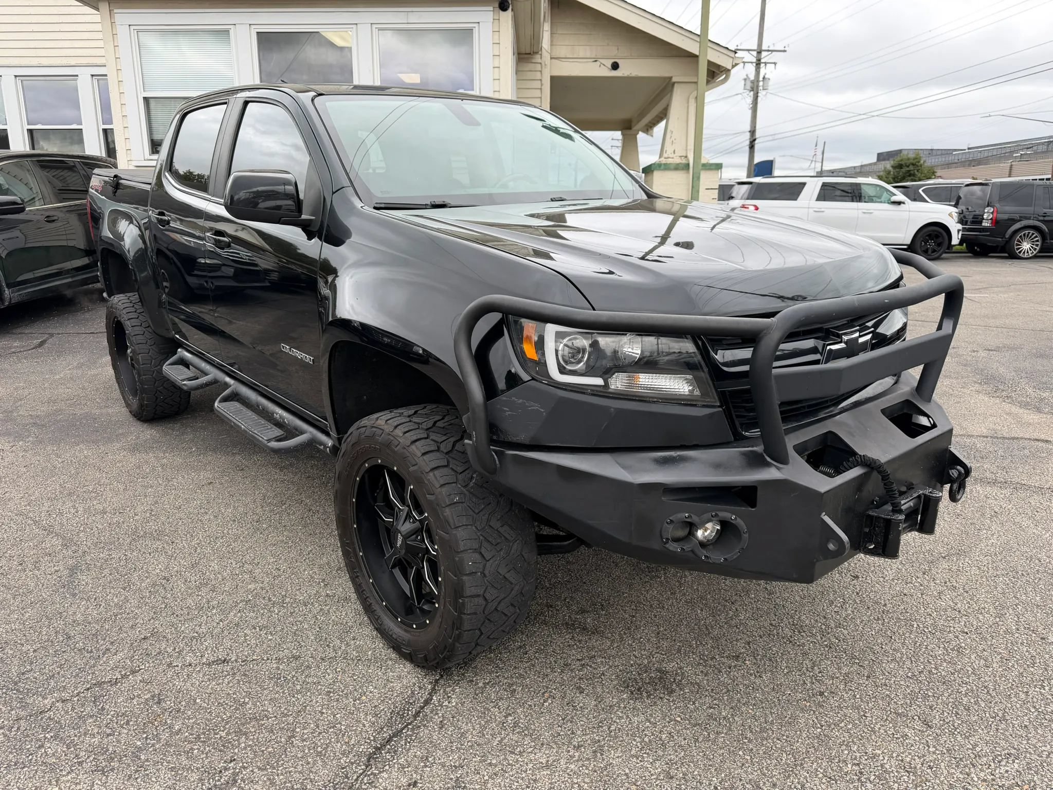 Used 2016 Chevrolet Colorado LT w/ Midnight Edition AWD/4WD image 5