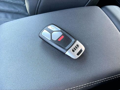 Used 2020 Audi A4 2.0T allroad Premium Plus w/ Premium Plus Package image 10