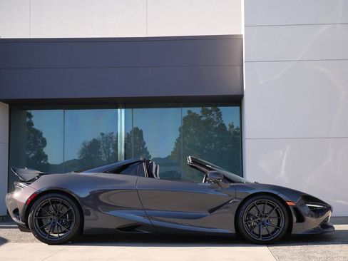New 2026 McLaren 750S Spider image 3