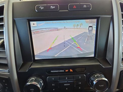 Used 2019 Ford F150 Lariat image 15