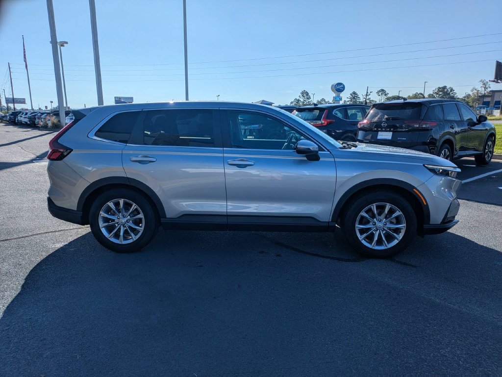 Used 2023 Honda CR-V EX-L image 3
