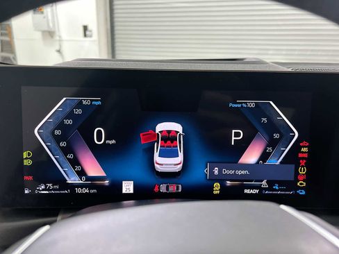 Used 2023 BMW 330e xDrive w/ Premium Package image 10