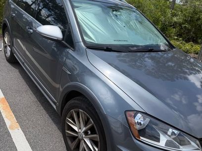 Used 2017 Volkswagen Golf Alltrack S