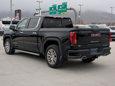 Used 2022 GMC Sierra 1500 Denali image 4