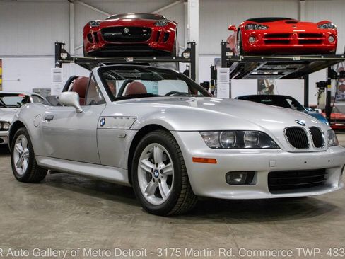 Used 2000 BMW Z3 2.5i image 11