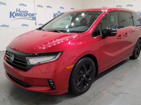 Used 2023 Honda Odyssey Sport image 7
