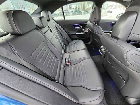 Used 2024 Mercedes-Benz C 300 4MATIC Sedan image 16