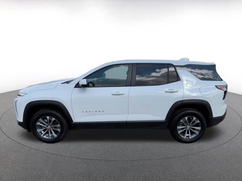 Used 2025 Chevrolet Equinox LT image 12