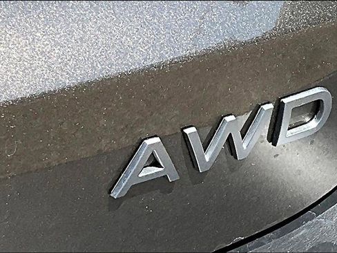 New 2026 Nissan Kicks SV AWD/4WD image 13