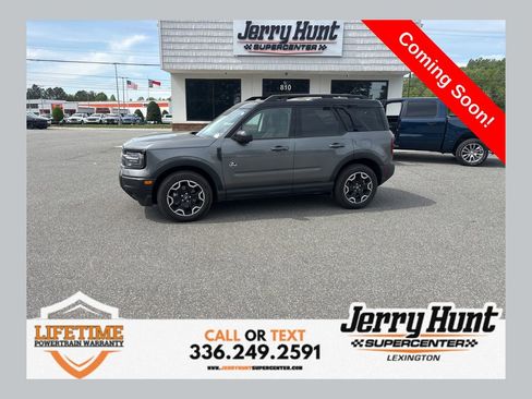 Used 2025 Ford Bronco Sport Outer Banks w/ Outer Banks Tech Package+ image 1