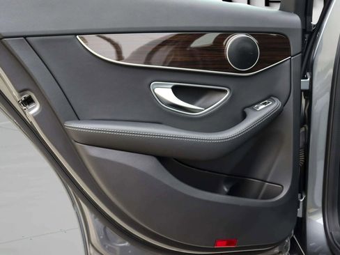 Used 2017 Mercedes-Benz C 300 4MATIC Sedan image 28