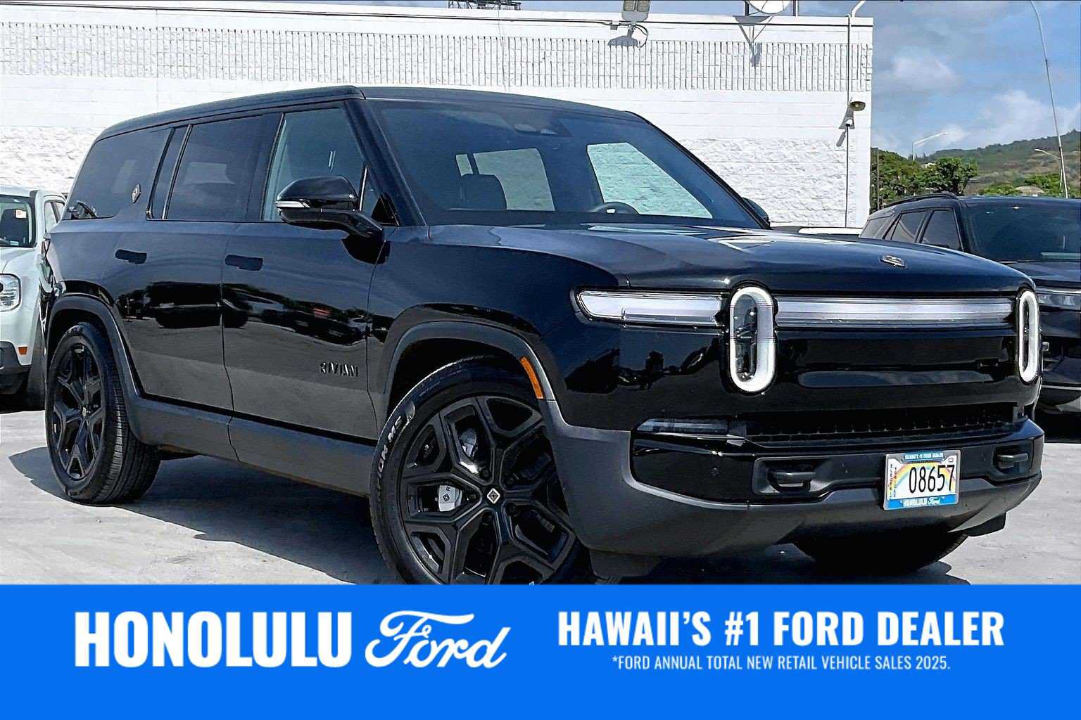 Used 2026 Rivian R1S Adventure Dual AWD/4WD image 21