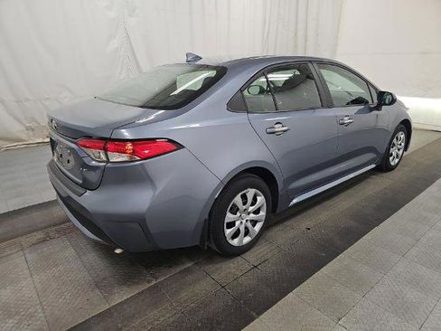 Used 2022 Toyota Corolla LE image 4
