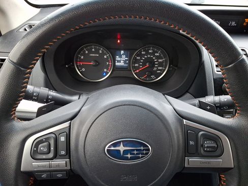 Used 2016 Subaru Crosstrek 2.0i Premium image 18