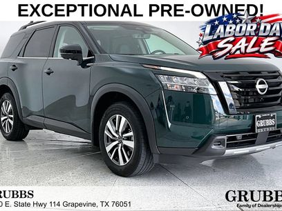 Used 2024 Nissan Pathfinder SL w/ Black Appearance Package
