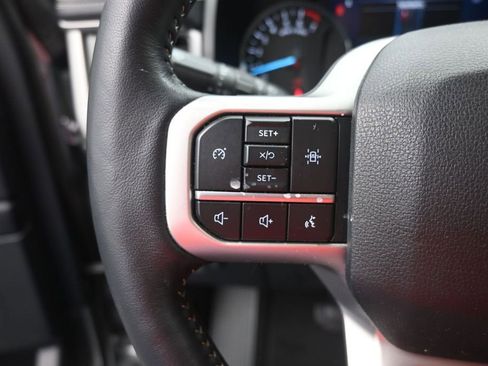 Used 2024 Ford Expedition Max XLT RWD image 7