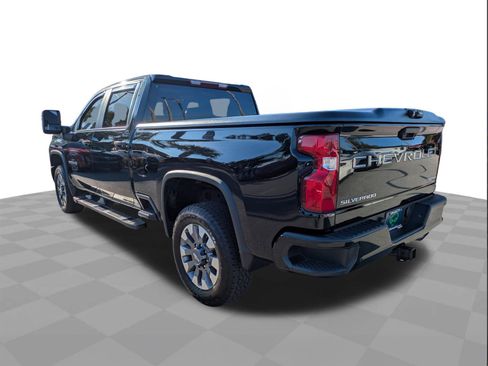 Certified 2024 Chevrolet Silverado 2500 Custom image 6