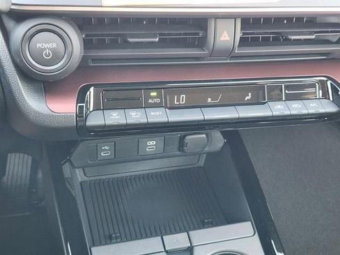 New 2026 Toyota Prius SE image 14