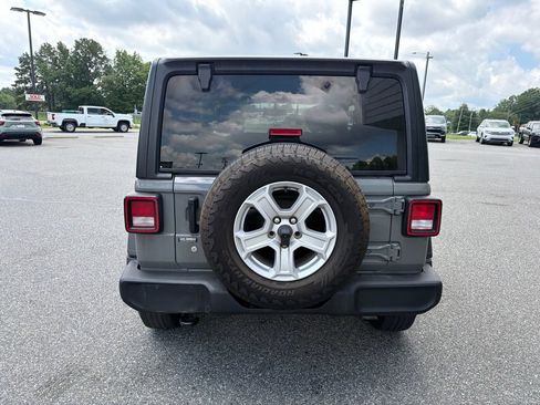 Used 2021 Jeep Wrangler Sport AWD/4WD image 6