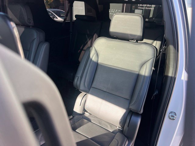 Used 2021 GMC Yukon XL Denali w/ Denali Ultimate Package AWD/4WD image 21