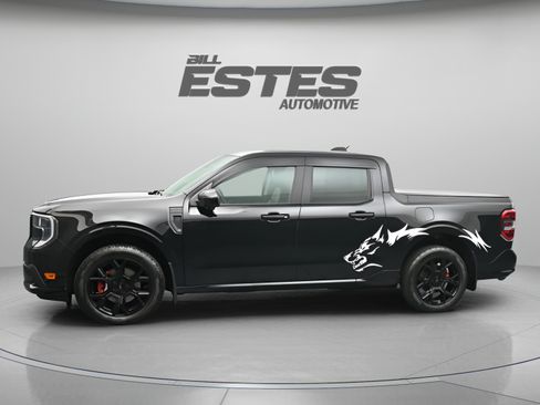 Used 2025 Ford Maverick Lobo AWD/4WD image 2