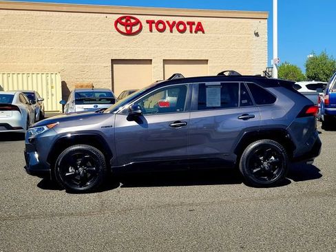 Certified 2020 Toyota RAV4 XSE w/ XSE Grade Weather Package AWD/4WD image 9