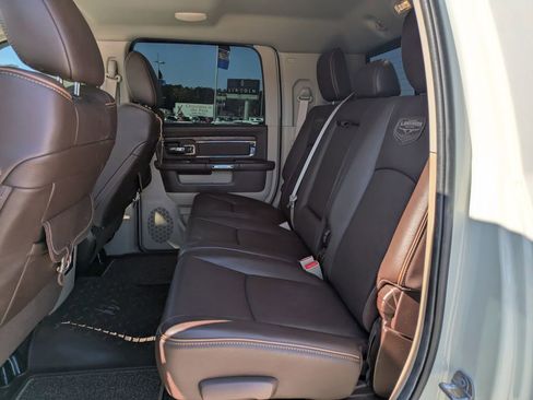 Used 2018 RAM 2500 Longhorn w/ Convenience Group image 14