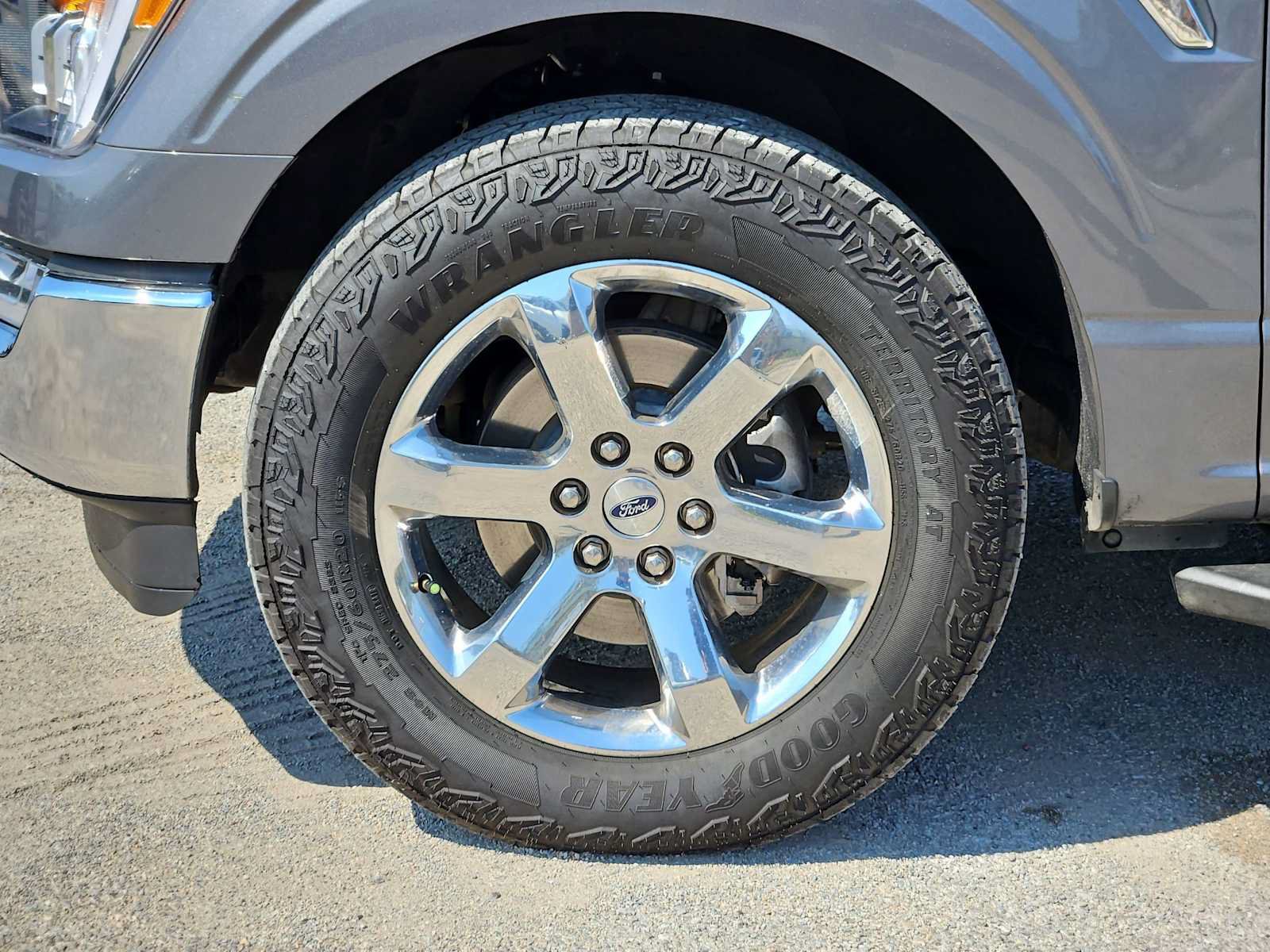 Used 2023 Ford F150 XLT w/ Equipment Group 302A High RWD image 13