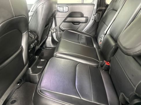 Certified 2023 Jeep Wrangler Unlimited Sahara image 16