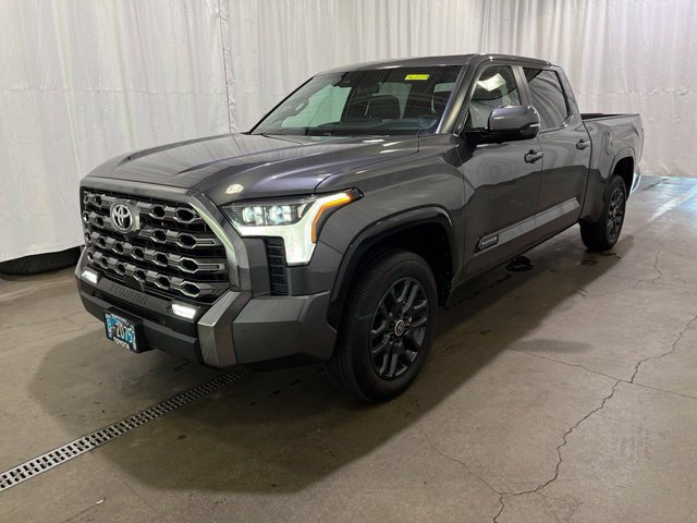 Used 2024 Toyota Tundra Platinum AWD/4WD image 9