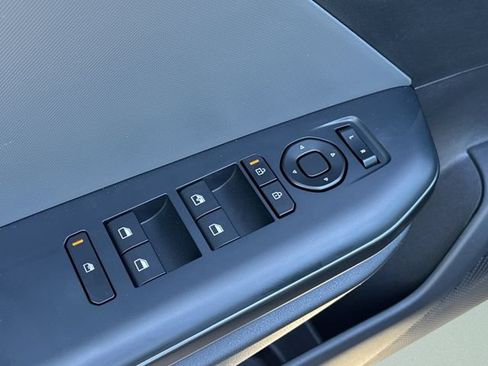 New 2026 Kia K4 FWD image 14