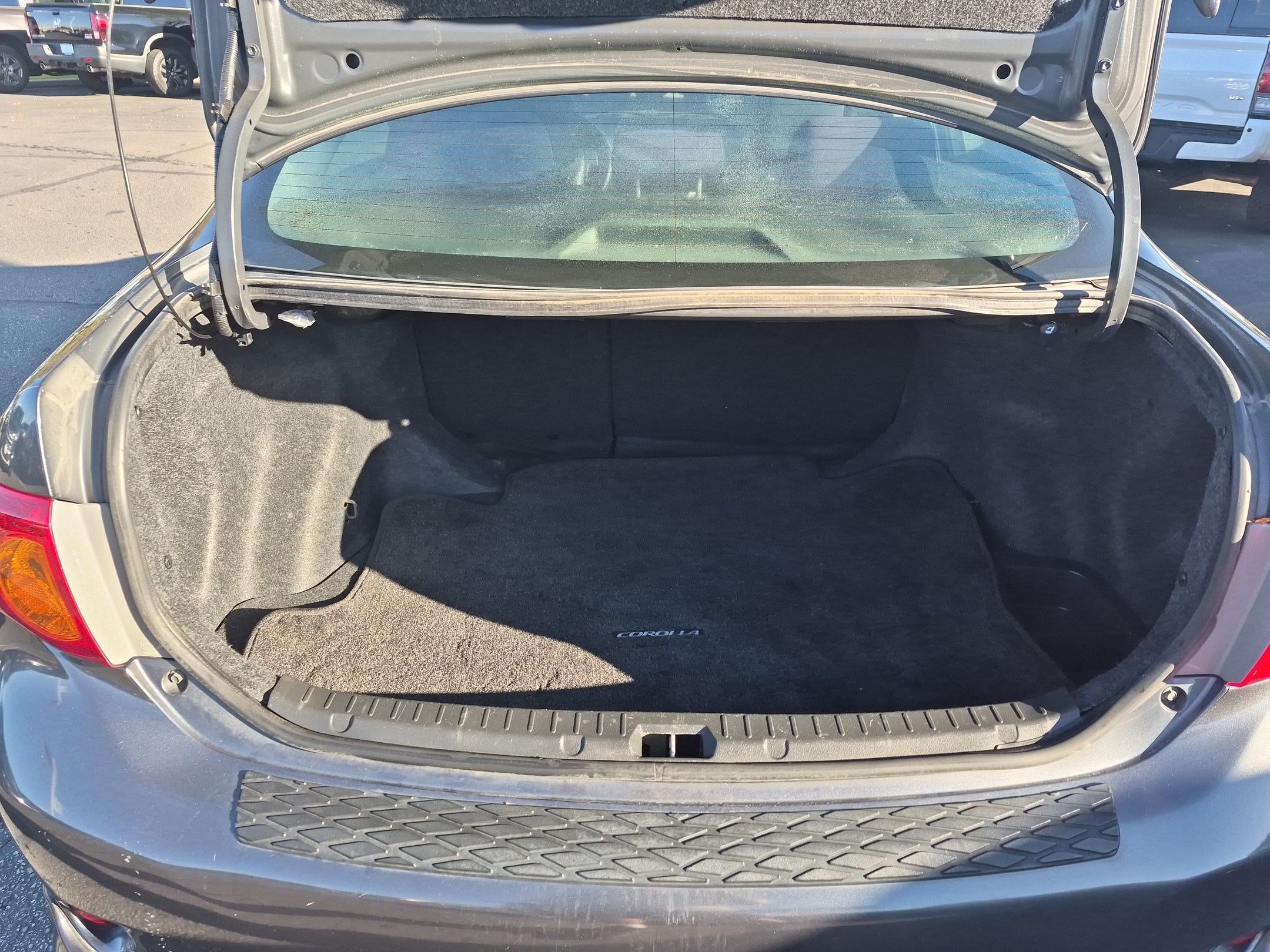 Used 2010 Toyota Corolla FWD image 26