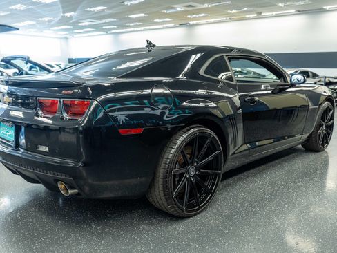 Used 2013 Chevrolet Camaro SS w/ RS Package RWD image 5