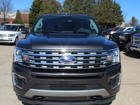 Used 2019 Ford Expedition Limited image 2