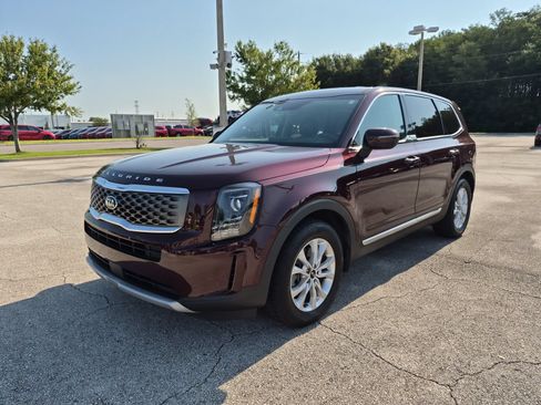 Used 2020 Kia Telluride LX FWD image 2