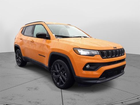 New 2026 Jeep Compass Latitude image 10