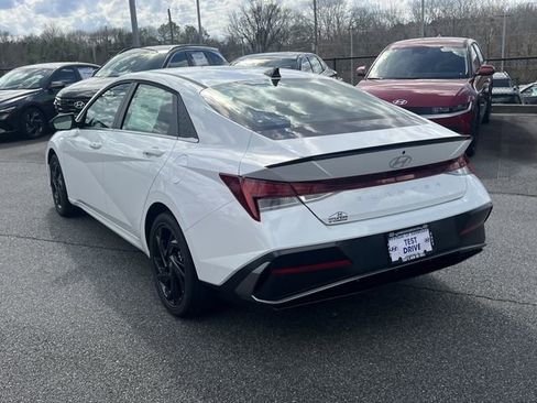 New 2026 Hyundai Elantra SEL Sport image 5