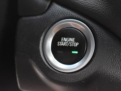 Certified 2020 Chevrolet Equinox LT FWD image 30