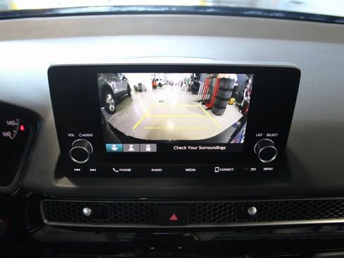 Used 2023 Honda Civic Sport image 28