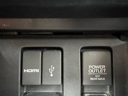 Used 2015 Honda Civic SE image 16