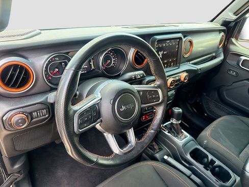 Used 2022 Jeep Gladiator Mojave w/ LED Lighting Group AWD/4WD image 10