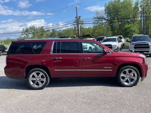 Used 2016 GMC Yukon XL Denali w/ Open Road Package AWD/4WD image 8