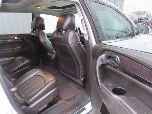 Used 2017 Buick Enclave Leather image 28