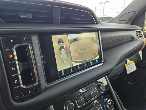 Used 2023 GMC Yukon Denali image 19