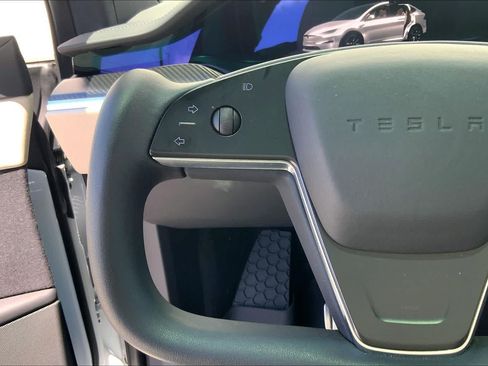 Used 2022 Tesla Model X Plaid AWD/4WD image 24