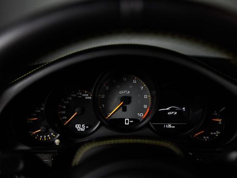 Used 2019 Porsche 911 GT3 RWD image 25