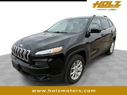 Used 2017 Jeep Cherokee Latitude w/ Cold Weather Group